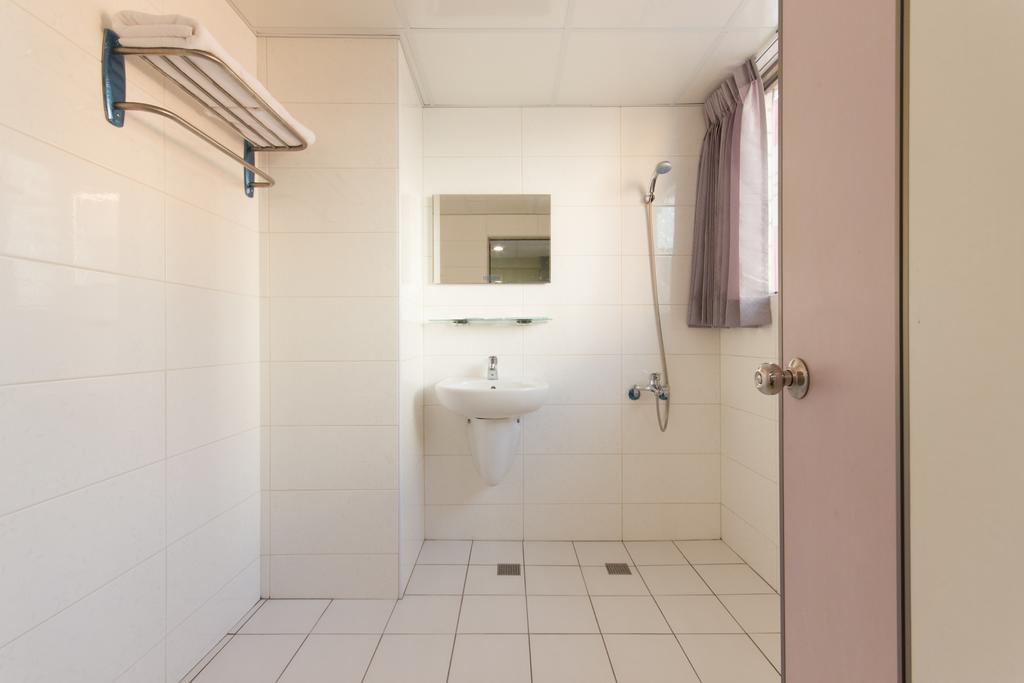 Wei Yang Guest House Tainan Exterior photo