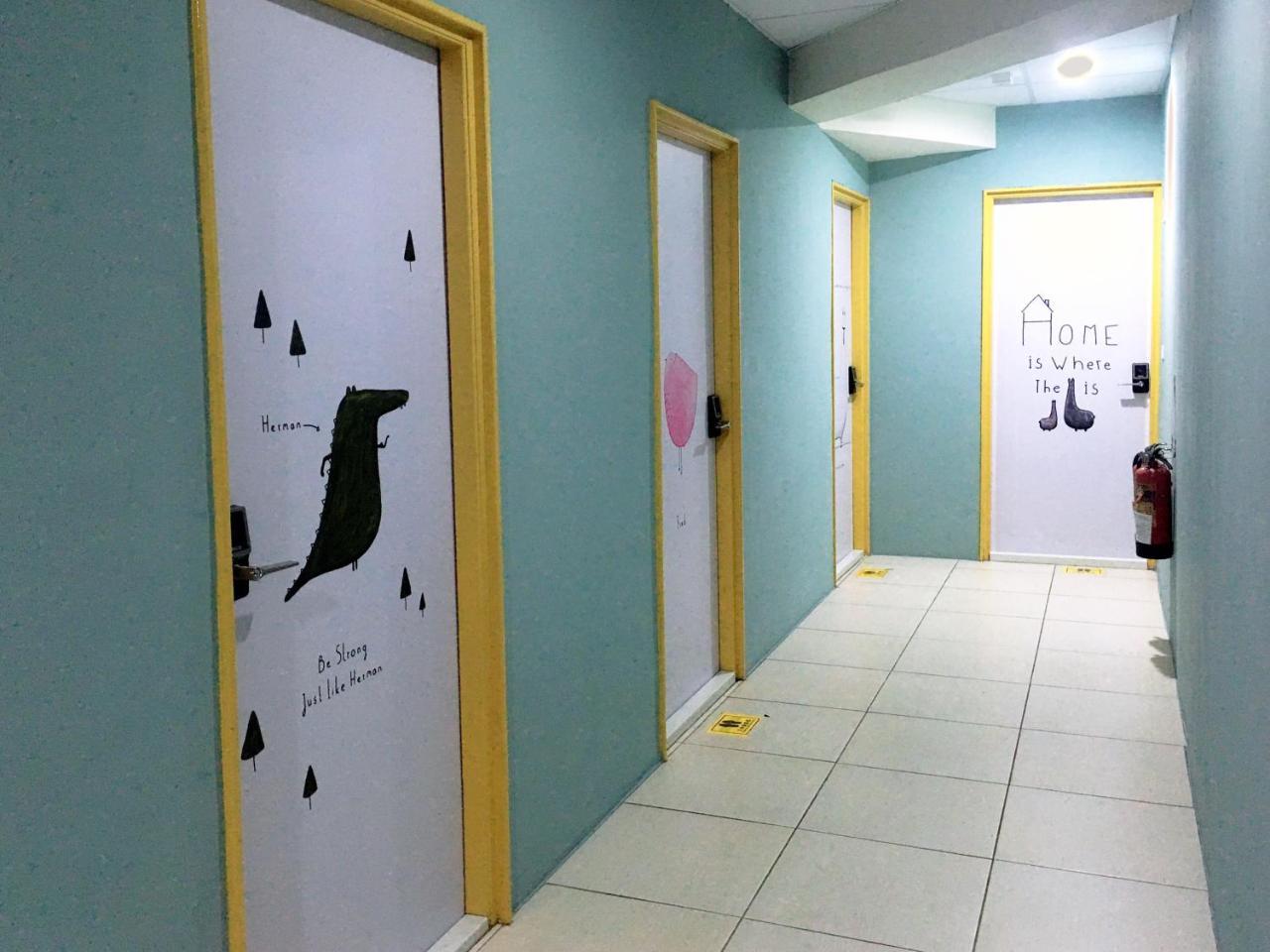 Wei Yang Guest House Tainan Exterior photo